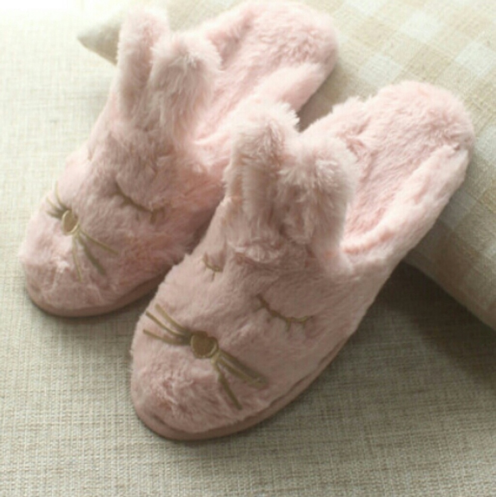 🌼🐰RABBIT EAR FLUFFY SLIPPERS🐰🌼
